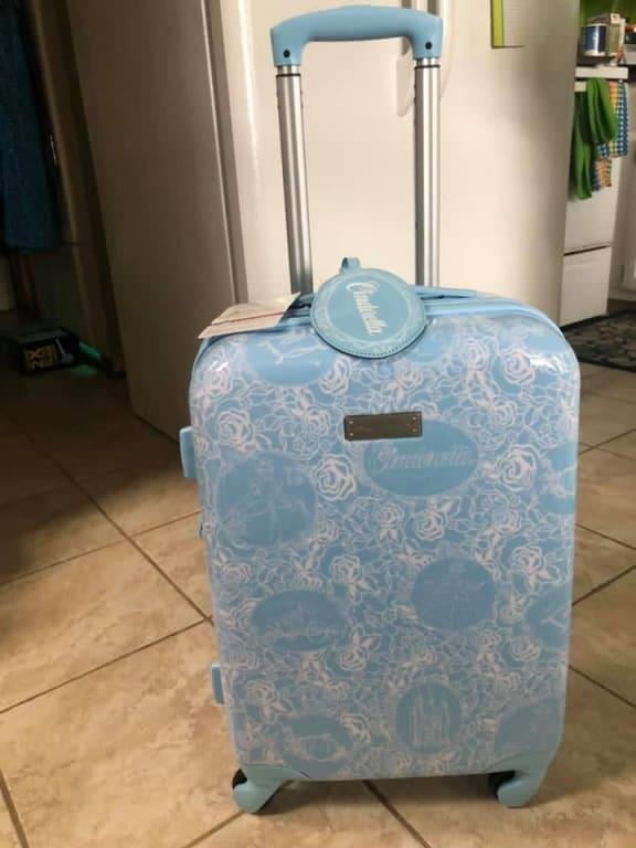 animal split roller luggage