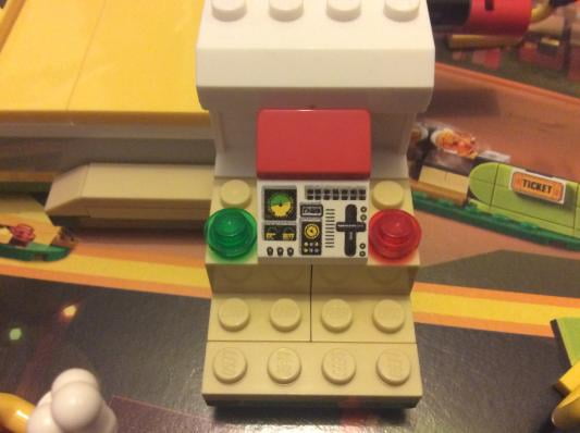 lego ufo carousel