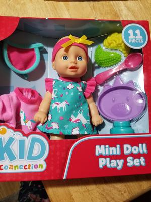Details about   Kid Connection 11 Piece 8" Mini Doll Play Set Age 2+ 