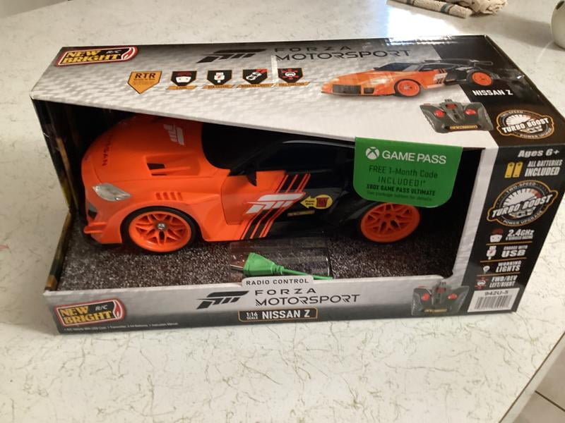 New Bright (1:16) Forza Nissan Z Battery Remote Control Sports Car