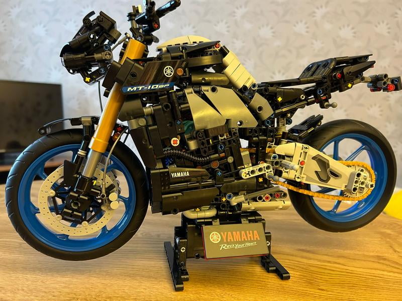 LEGO Technic Yamaha MT-10 SP 42159, Advanced Hyper Naked