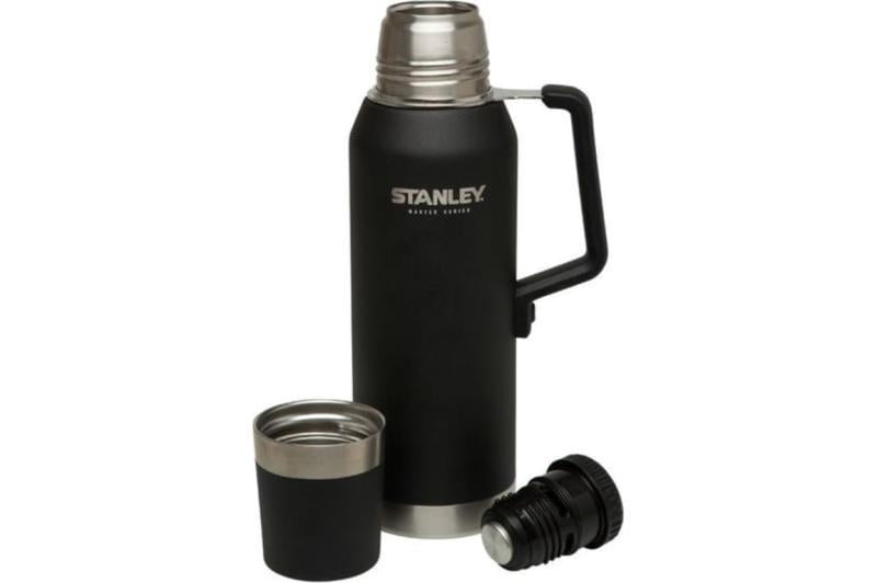  Stanley Classic Vacuum Bottle .47L (Matte Black) : Home &  Kitchen