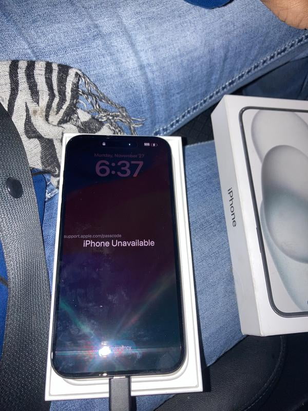 Straight Talk Apple iPhone 15 Plus, 128GB, 5G, Black - Prepaid