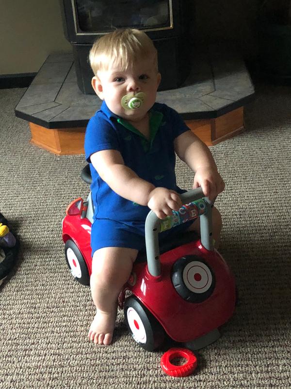 radio flyer busy buggy walmart