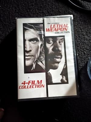 LETHAL WEAPON 1〜4 Amazon.com: Lethal Weapon 1-4 : Mel Gibson, Danny Glover