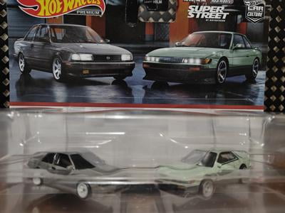 Hot Wheels Premium '91 Nissan Sentra SE-R & Nissan Silvia (S13) 1