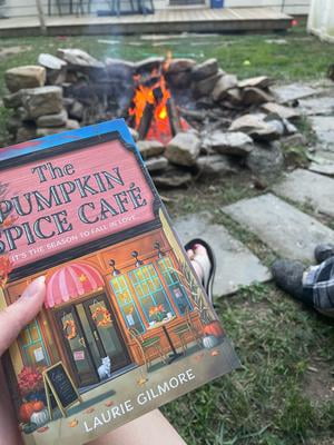 Laurie Gilmore The Pumpkin Spice Café Paperback Cozy Small Town