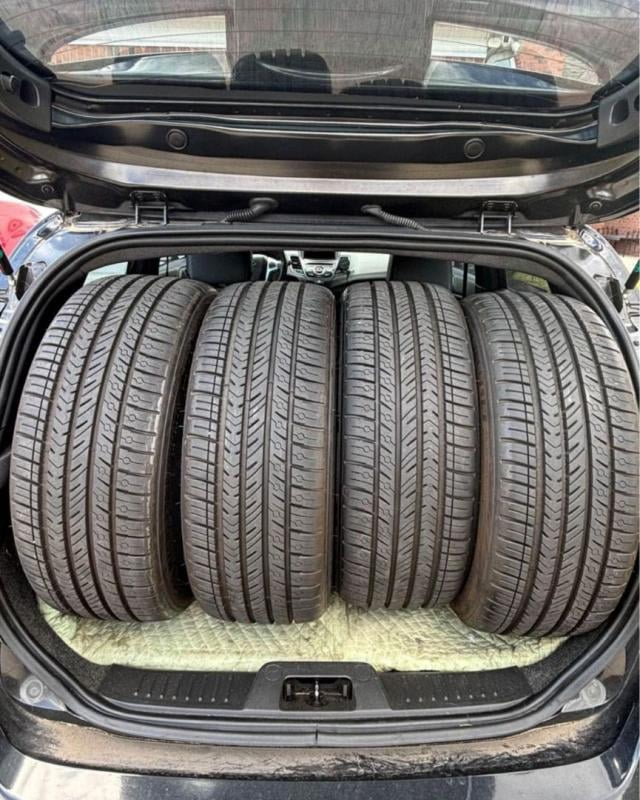 Michelin Pilot Sport 4 SUV 255/50R19 107Y XL Tire - Walmart.com