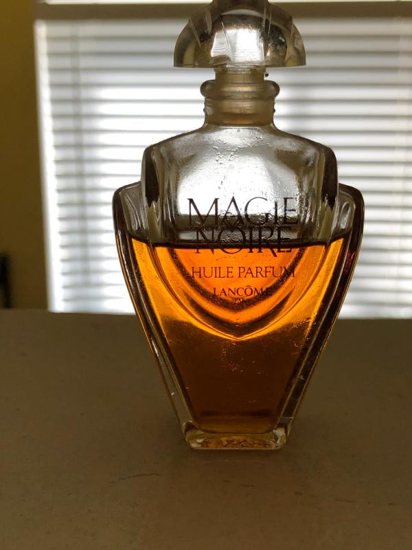 ◼️LANCOME ランコム　Magie noire オードトワレ　100ml Lancome Magie Noire Eau De Toilette 100ml 3.3 Fl. Oz. Splash