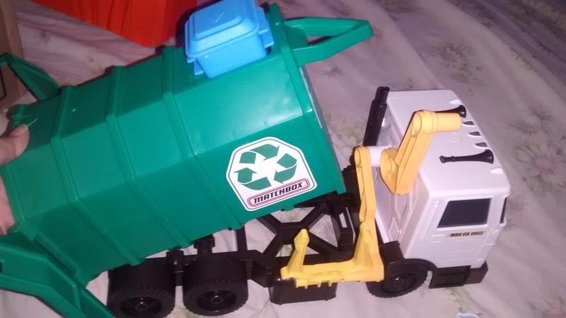 matchbox garbage truck large