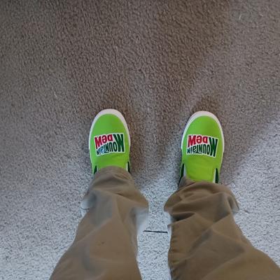 Mountain Dew Slip-On Sneakers Men’s Size‎ 7 Green-White New Mountain Dew Slip-On Sneakers - Comfortable Canvas Shoes  main image 3