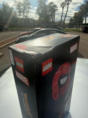 LEGO Marvel 76285 - Spider-Man's Mask, 487 Pieces, Build and