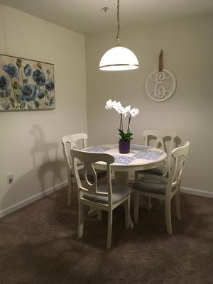 Angel Line 5 Piece Lindsey Dining Set White Walmart Com Walmart Com