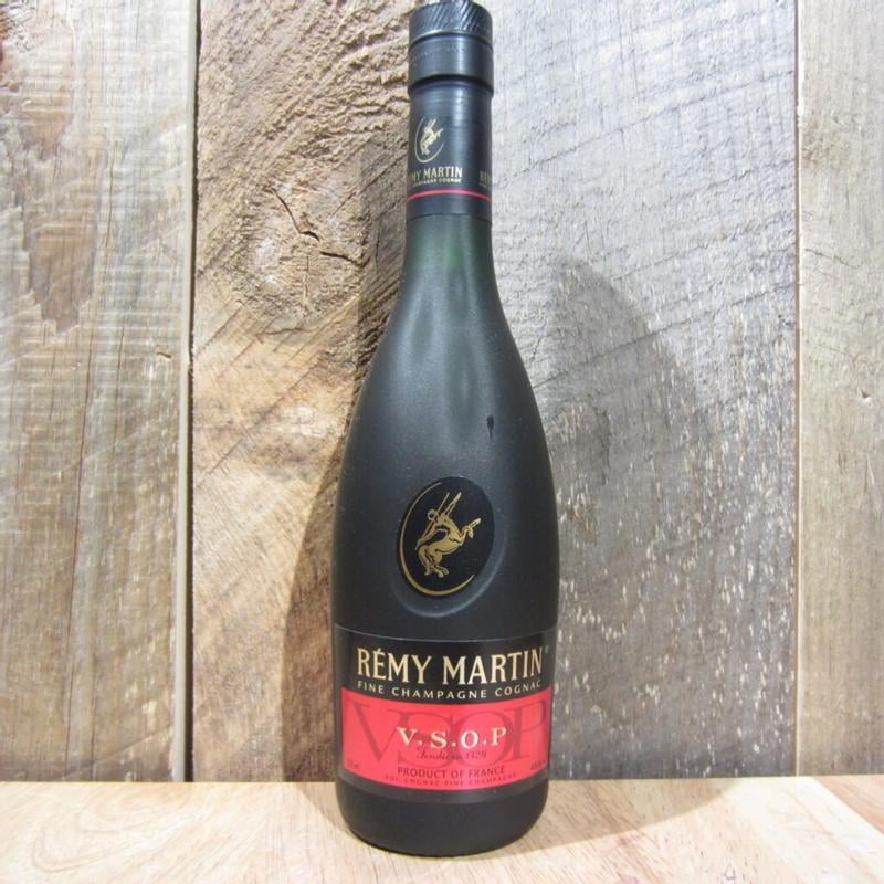 Remy Martin VSOP Cognac, 750 ml, Glass Bottle, 40% ABV - Walmart.com