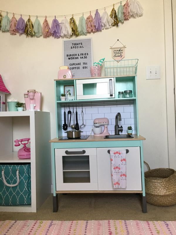sams play kitchen