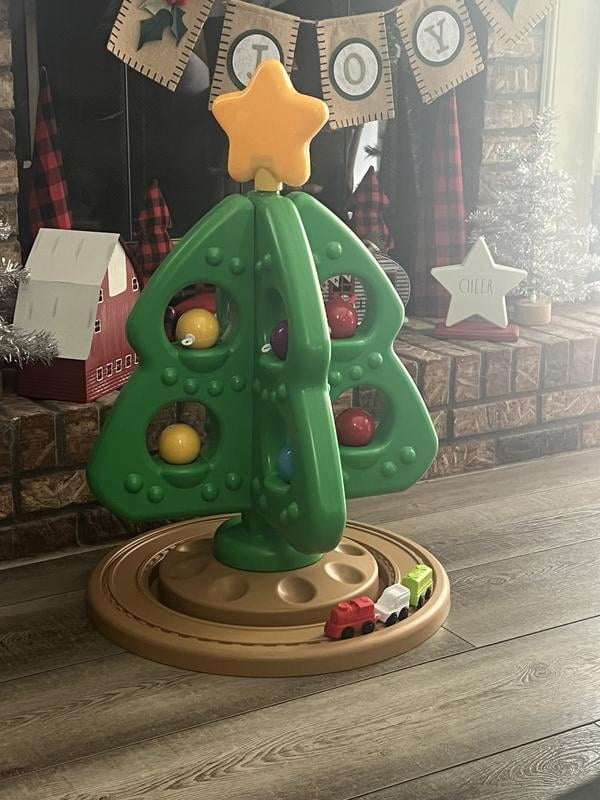 Step2 My First Christmas Tree Includes Train Set and 8 Ornaments