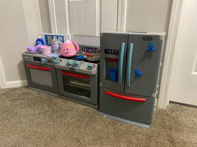 Little Tikes Realistic First Fridge Interactive Toy with Ice