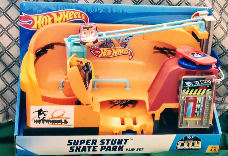 Mattel Hot Wheels® City Super Stunt Skate Park Play Set, 1 ct