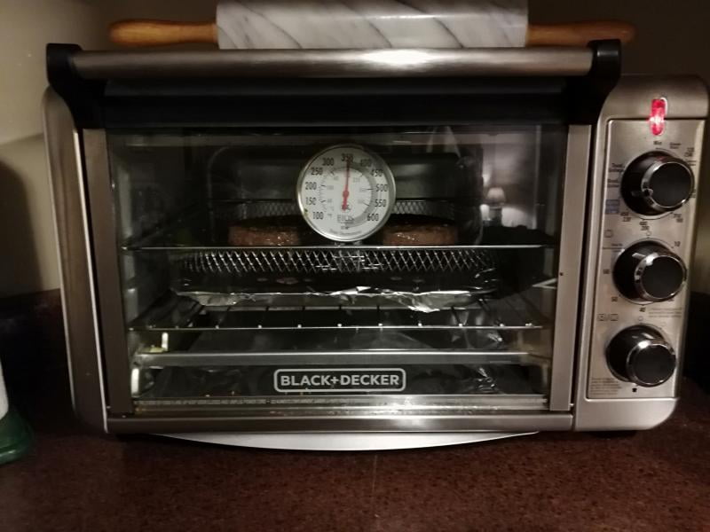 Black & Decker™ 4-Slice Toaster Oven in Grey, 1 ct - Fred Meyer
