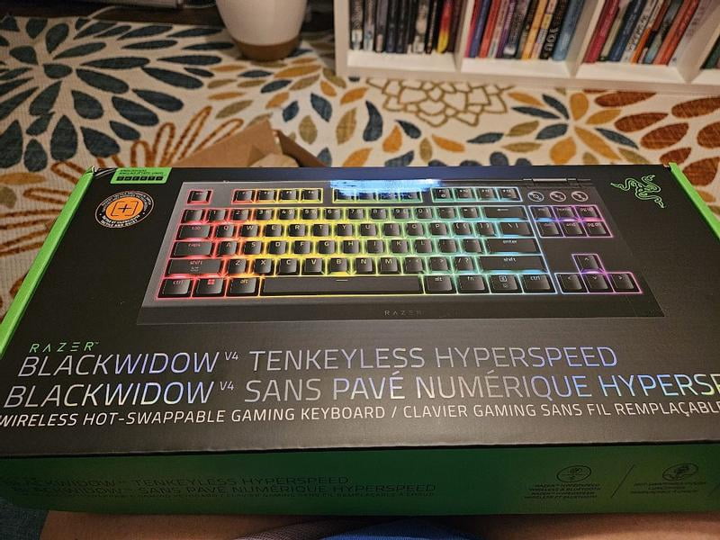 Razer BlackWidow V4 Tenkeyless HyperSpeed Wireless Hot-Swappable
