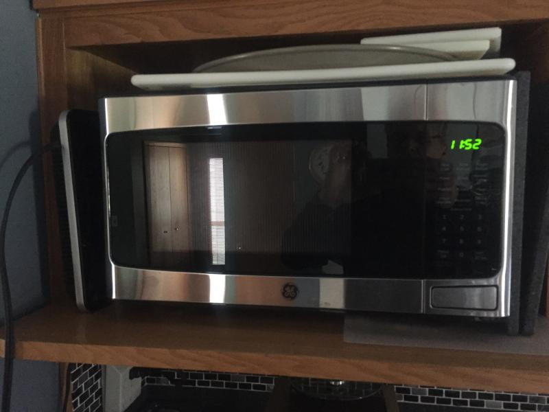 General Electric 1 1 Cu Ft Countertop Stainless Steel Microwave