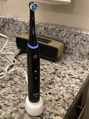 Customer reviews for Oral-B Toothbrush, iO Series 6 Electric