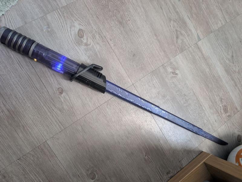 Star Wars Child Kyber Core Darksaber Lights Up Lightsaber