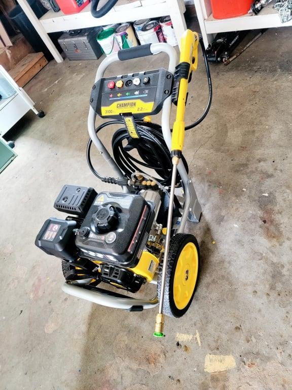 Champion Power Equipment 3100 PSI 2.2-GPM Low Profile Gas Pressure