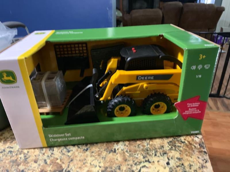 john deere skid steer toy