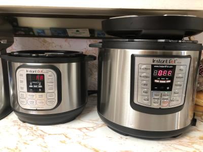  Instant Pot DUO80 8 Qt 7-in-1 Multi- Use Programmable Pressure  Cooker, Slow Cooker, Rice Cooker, Steamer, Sauté, Yogurt Maker and Warmer  (Renewed): Home & Kitchen