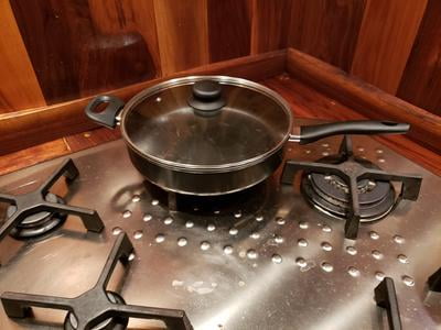 Mainstays 4 Quart Multi-Use Reinforced Non-Stick Jumbo Cooker with Glass Lid
