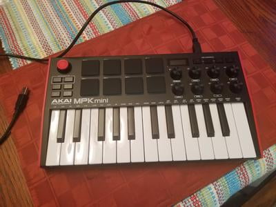 Akai Professional MPK Mini MK3 | 25 Key USB MIDI Keyboard