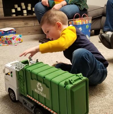Kid connection cheap recycling truck