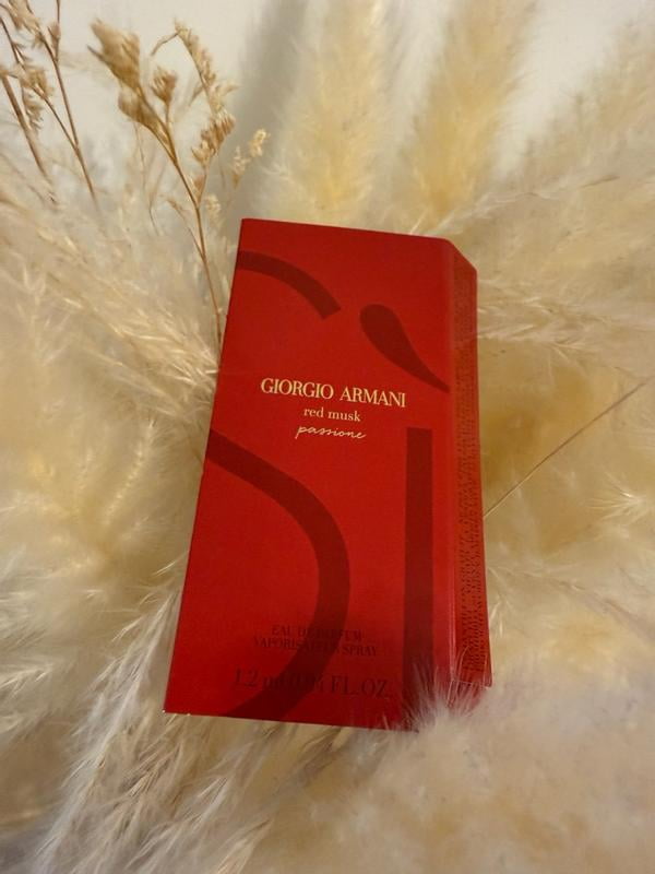 Giorgio Armani Sì Passione Red Musk Eau de Parfum 1.6 Fl. Oz / 50