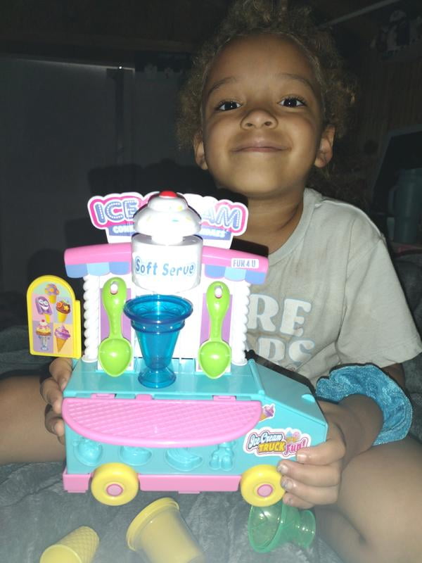 Cra-Z-Art Softee Dough Ice Cream Truck Fun, 1 Multicolor Kit Ages