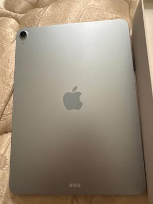 Customer reviews for 2026 13-inch iPad Air M4, Built for Apple