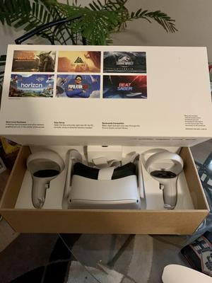 Meta Quest 2: 128GB All-in-One Wireless VR Gaming System - Walmart.com