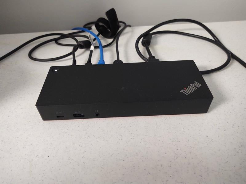 Lenovo ThinkPad Hybrid USB-C with USB-A Dock - Walmart.com
