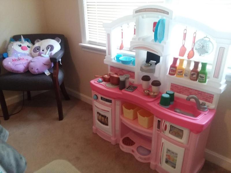 Step2 Fun With Friends Kitchen Pink Kitchen Play Set Walmart Com Walmart Com