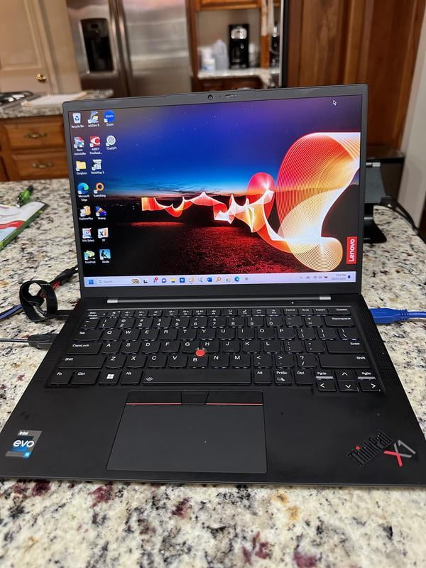 Lenovo ThinkPad X1 Carbon Gen 10 Laptop, 14