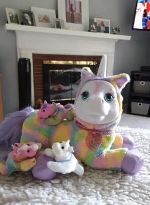 unicorn surprise skyla