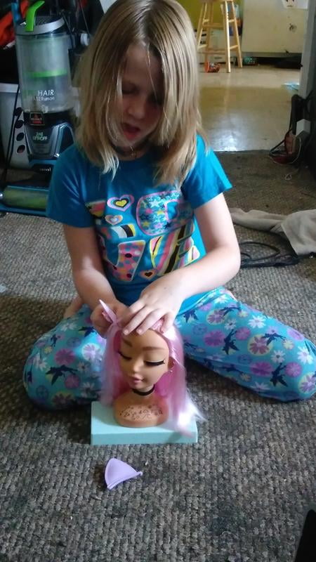 dollface styling head