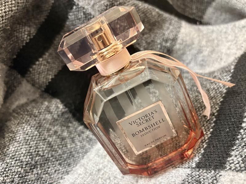Victoria's Secret Bombshell Seduction Eau De Parfum Spray For
