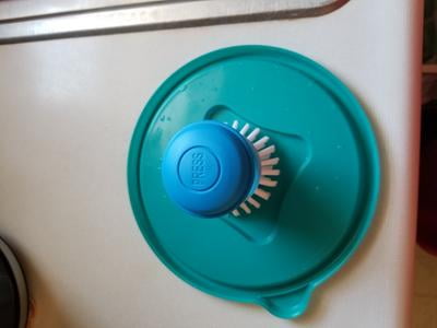 Great Value Soap Dispensing Brush, Kitchen Brush with Push-Button