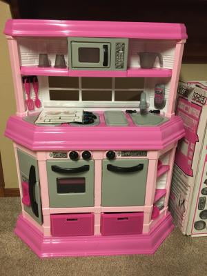 american plastic dollhouse