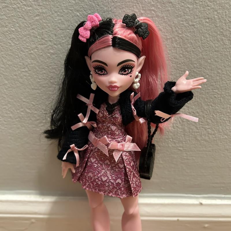 monster high pink dress MONSTER HIGH DRACULAURA Doll