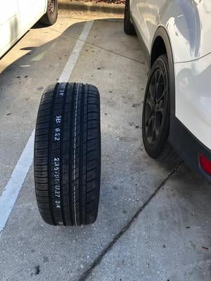 Free Shipping! Kumho All-Season Tire 215/55R16 97W KU27, Fits Ford