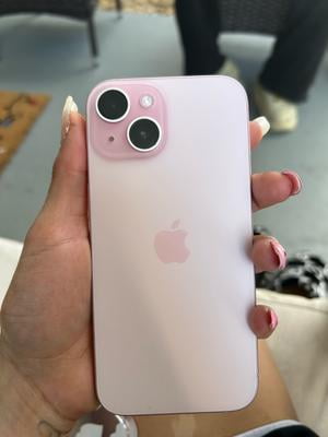 Restored Apple iPhone 15 Unlocked 128GB Pink (Refurbished