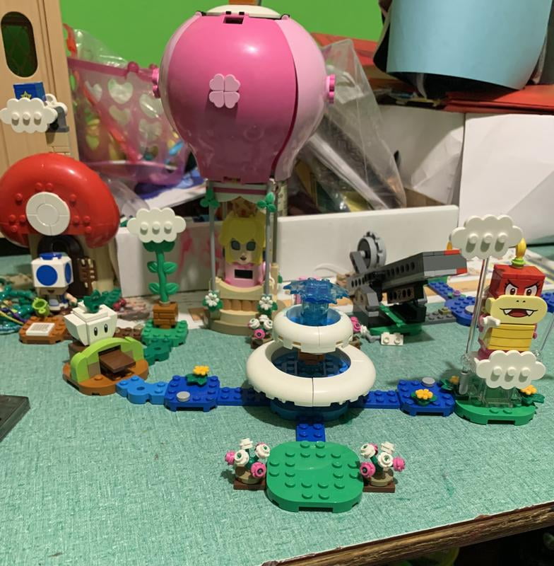 LEGO Super Mario Peach's Garden Adventure 71419 with Pom Pom