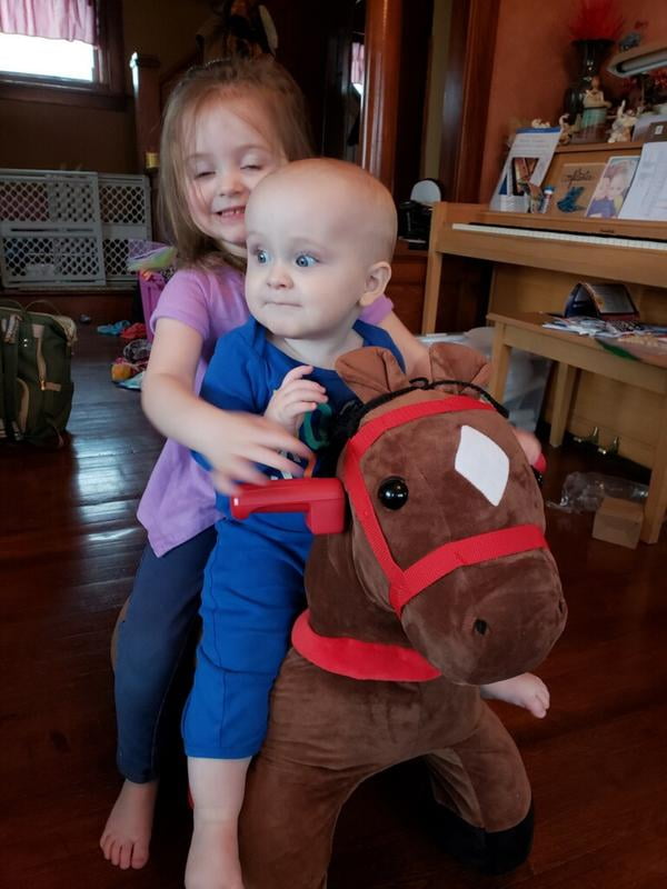 radio flyer lightning horse